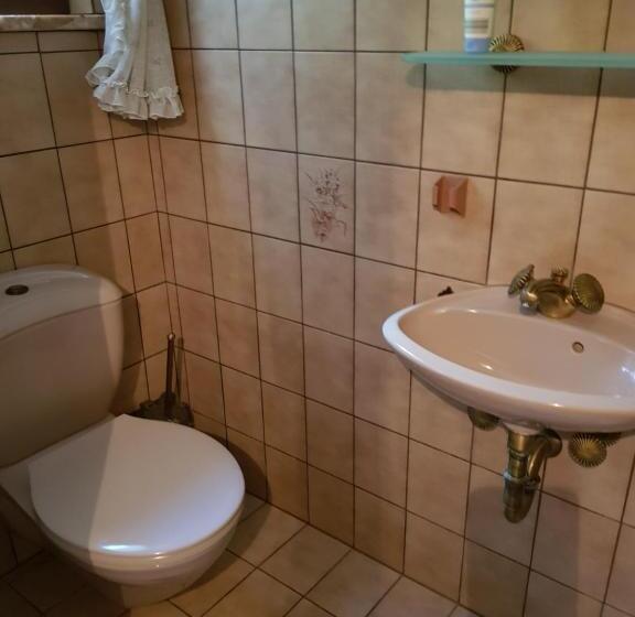 膳宿费 Gemütliches Gästehaus!