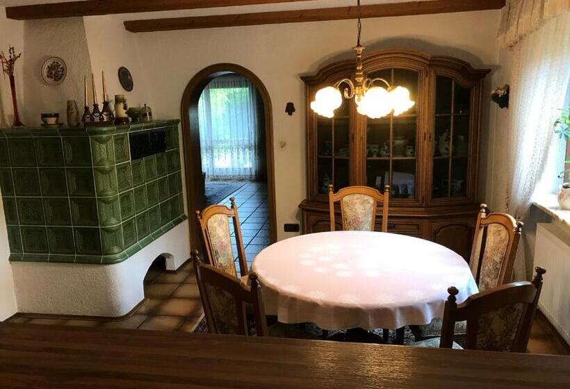 膳宿费 Gemütliches Gästehaus!