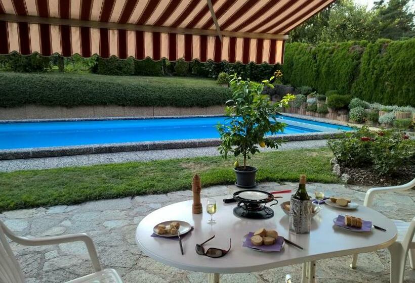 פנסיון Guest House La Sereine