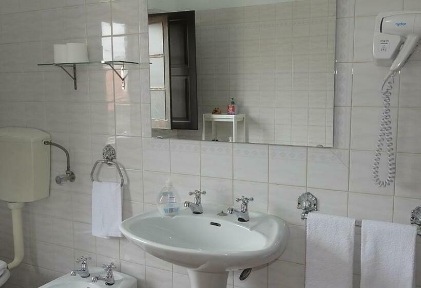 펜션 Hospedaria Do Senhor Da Pedra