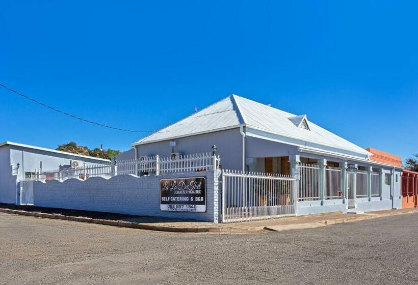 بنسيون La La Dathel Guesthouse