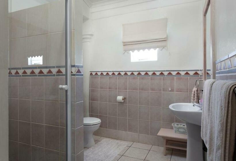 بنسيون La La Dathel Guesthouse