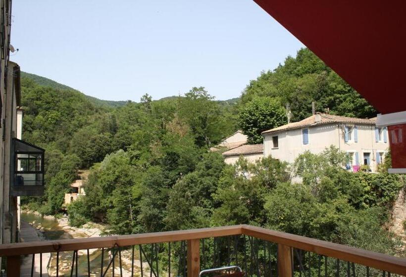 ペンション Le Therminus Chambres D Hôtes