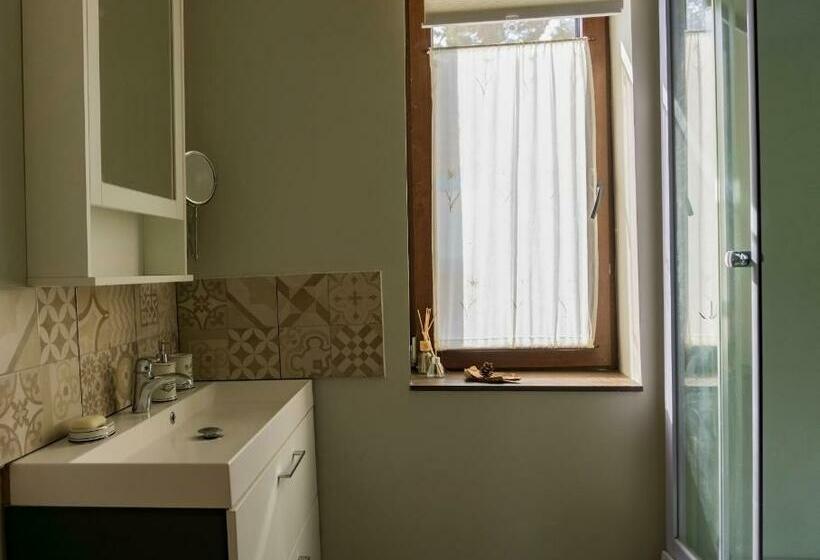 膳宿费 Mantara Vendégház