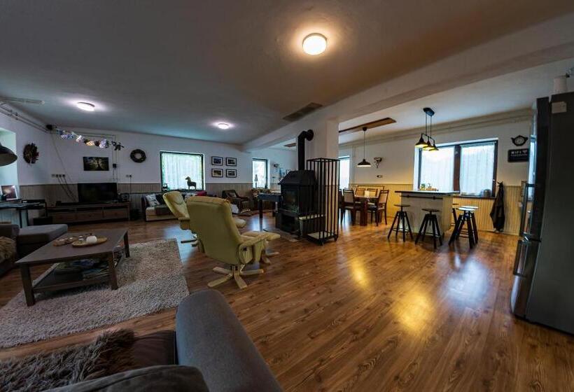 膳宿费 Mantara Vendégház