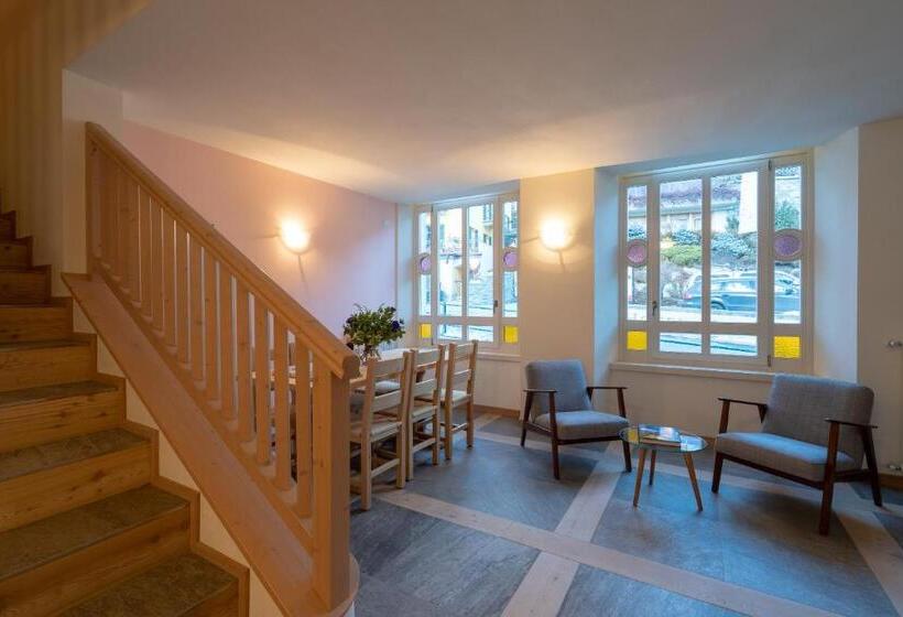 펜션 Marzia Lounge