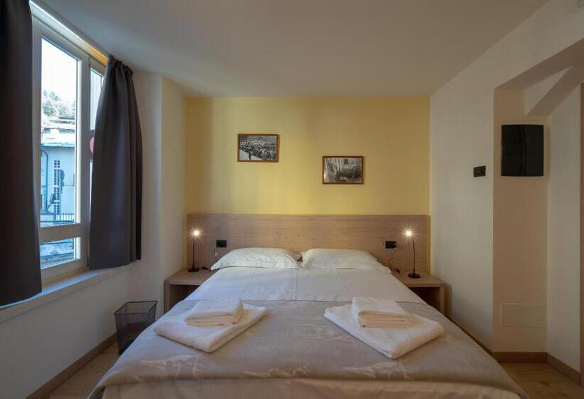 펜션 Marzia Lounge