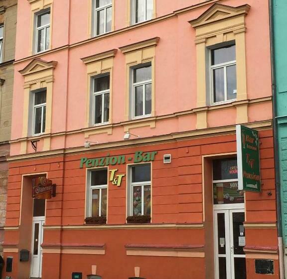 פנסיון Penzion T&t