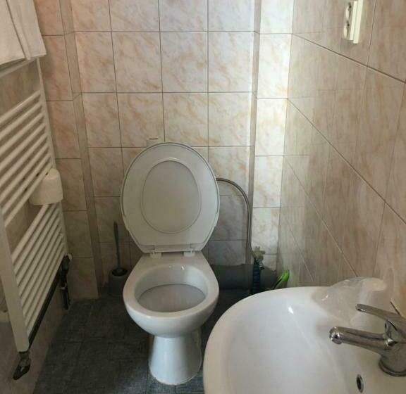 פנסיון Penzion T&t