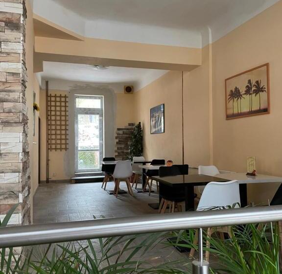 פנסיון Penzion T&t