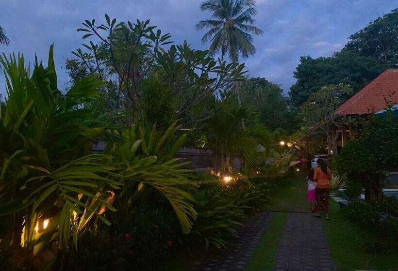 펜션 Pondok Ardi Villas