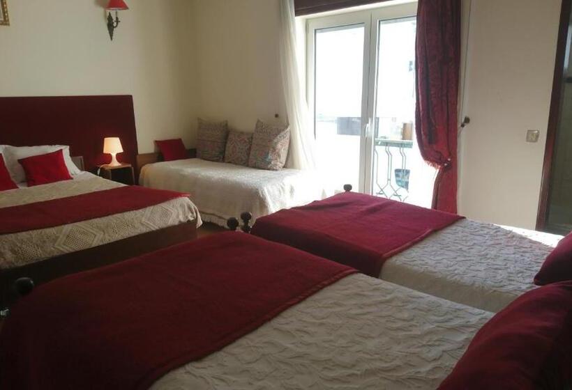 פנסיון Residencia Marto