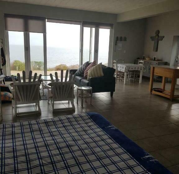 بنسيون The Boathouse