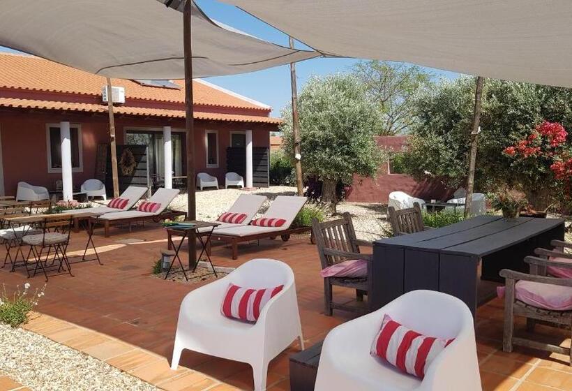 Trendy And Luxe B&b And Garden Suite