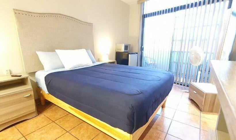 هاستل Hostal Ggg