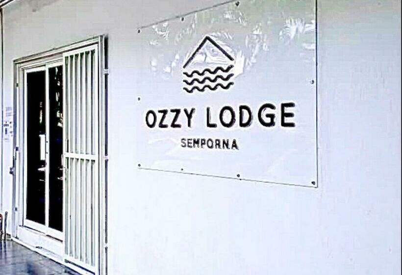הוסטל Ozzy Lodge Semporna