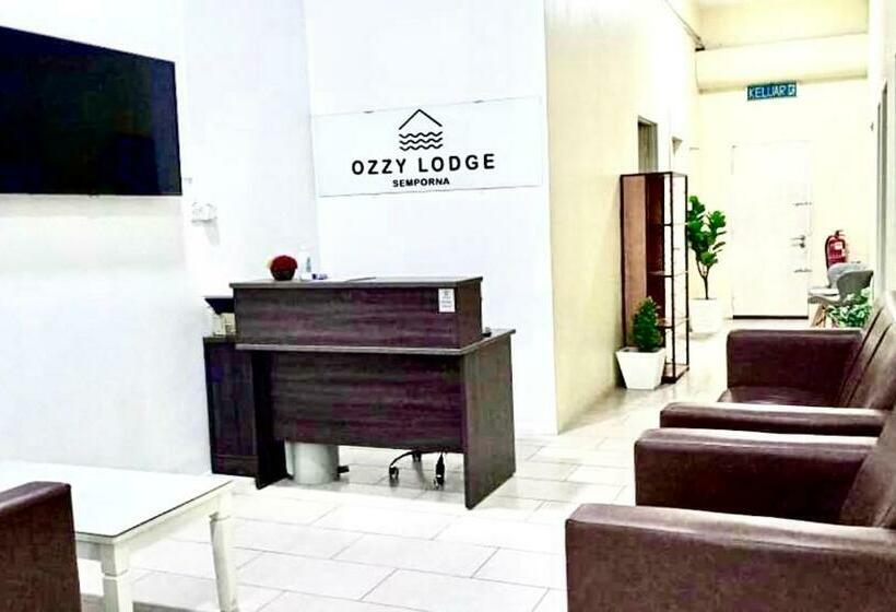 הוסטל Ozzy Lodge Semporna