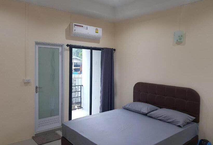 هاستل Room62