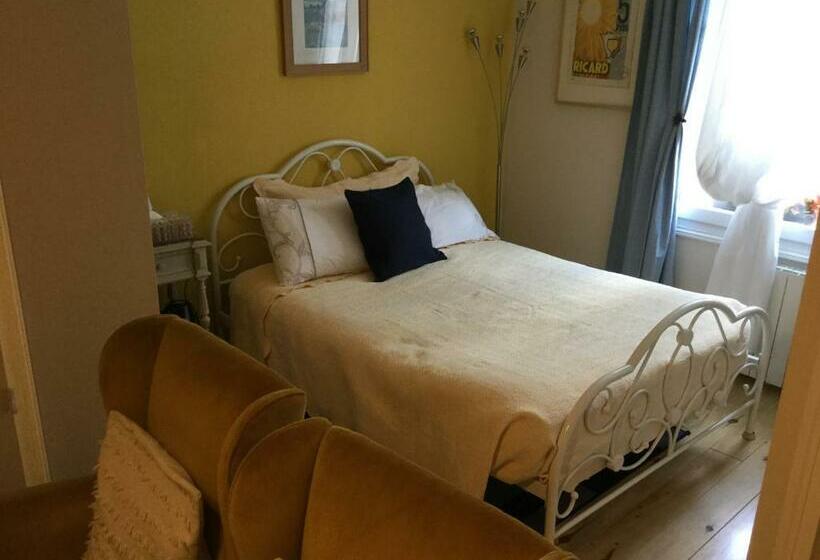 צימר Auberge Henri Iv