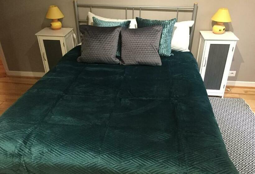 צימר Auberge Henri Iv