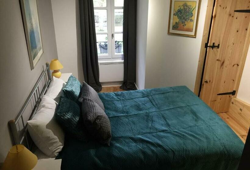 צימר Auberge Henri Iv