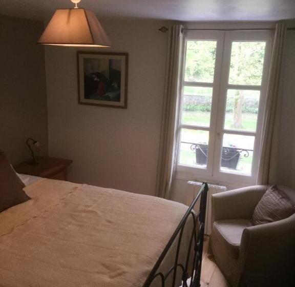 צימר Auberge Henri Iv