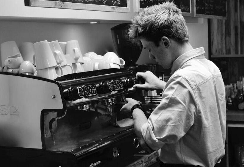 مبيت وإفطار Banbury Hill Farm