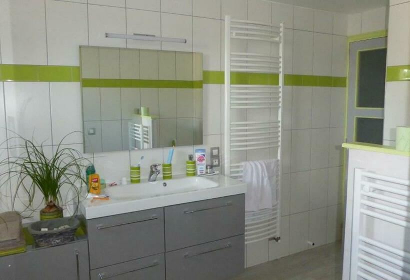 민박 Bienvenue à La Frémigère