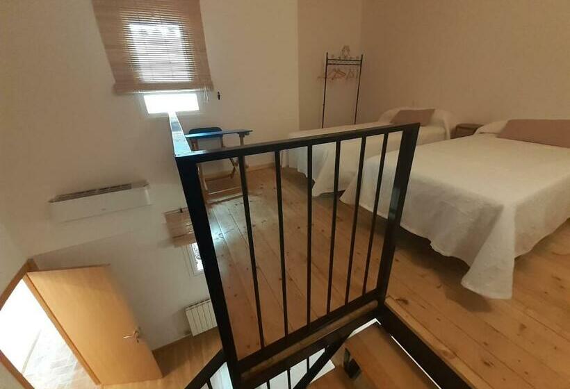 민박 Casa La Foradada