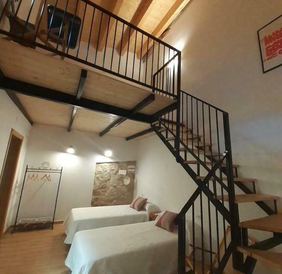 민박 Casa La Foradada