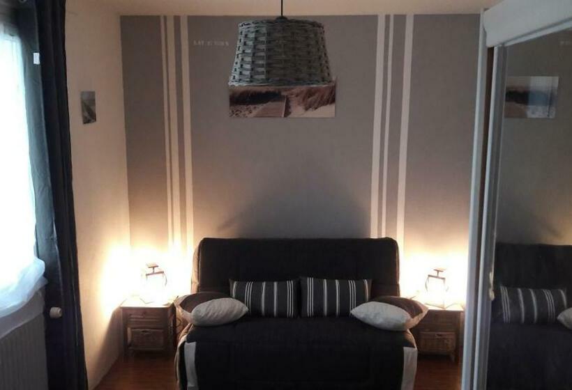 住宿加早餐 Chambre D Hôte La Ruche Des Bleuets