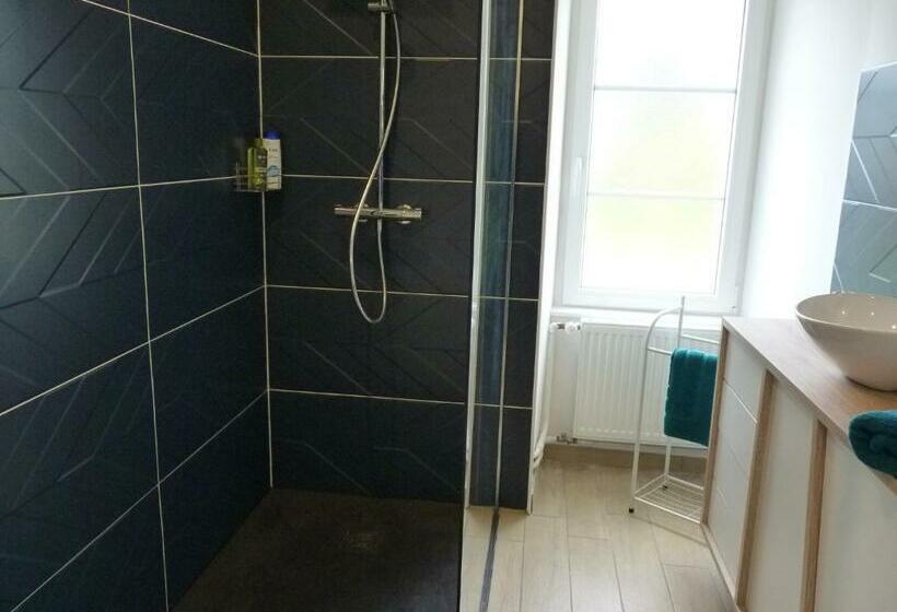 צימר Chateau De Craon