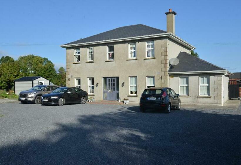 צימר Kingstown House