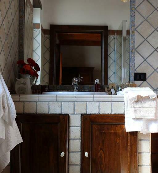مبيت وإفطار La Cascina Nel Bosco