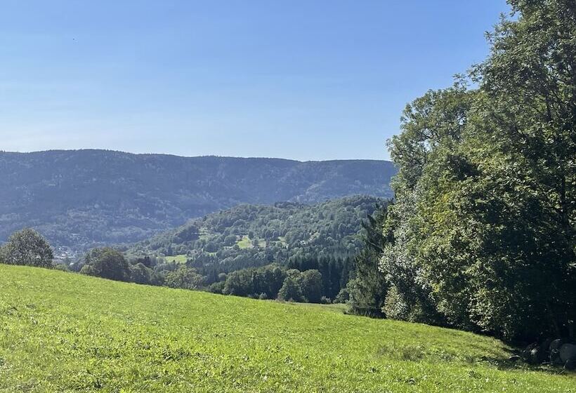 مبيت وإفطار La Ferme De Jean Entre Lacs Et Montagnes