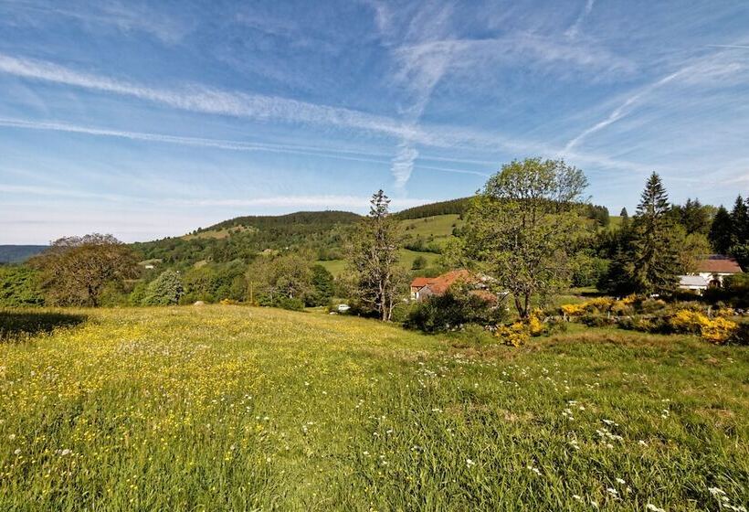 민박 La Ferme De Jean Entre Lacs Et Montagnes