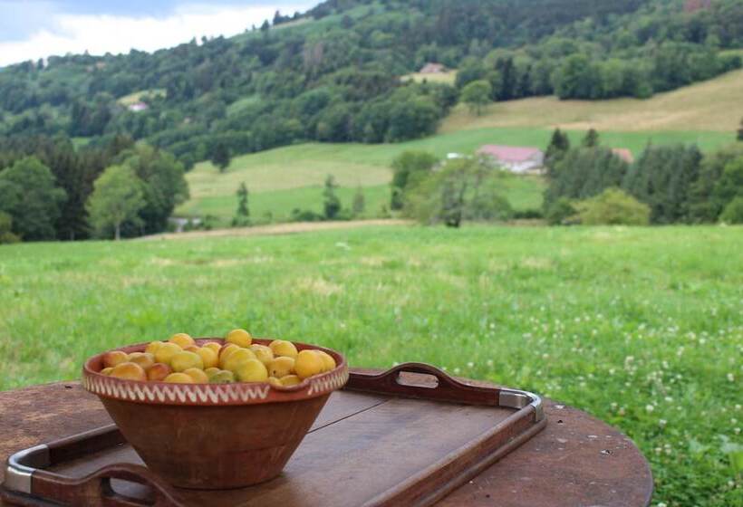 مبيت وإفطار La Ferme De Jean Entre Lacs Et Montagnes