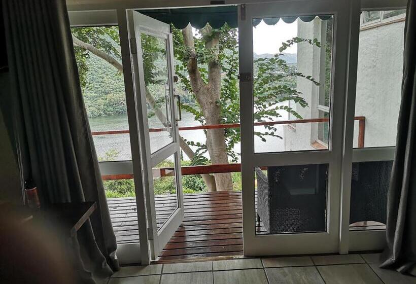 مبيت وإفطار Letamong