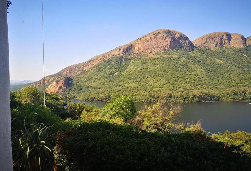 مبيت وإفطار Letamong