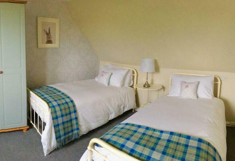 Bed and Breakfast Puffin Cottage