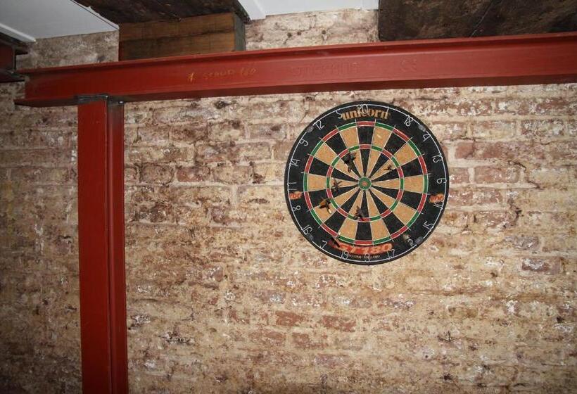 مبيت وإفطار Top Notch Apartment Along Canal In Historic Centre