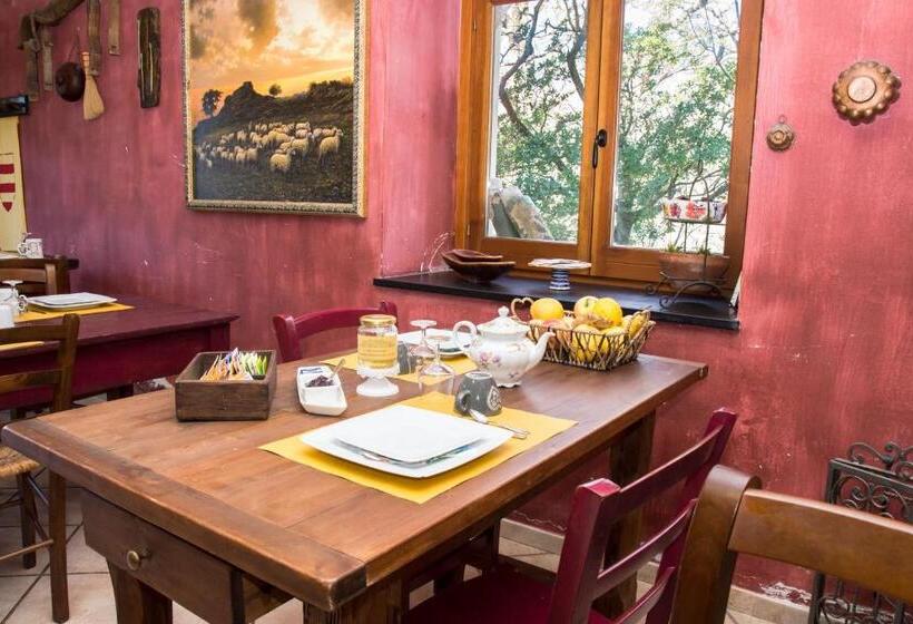 בית מלון כפרי Agriturismo A Cà Vegia