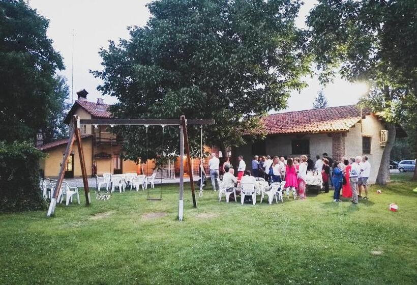 Отель Agriturismo Fiori Di Zucca