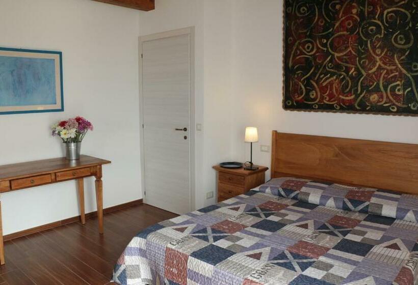 فندق Agriturismo Terra Dei Falchi