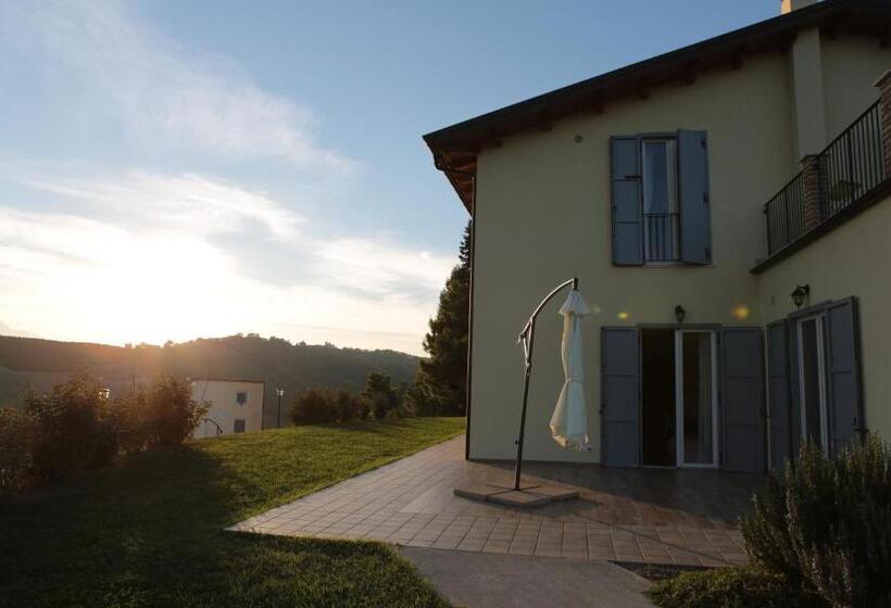 فندق Agriturismo Terra Dei Falchi