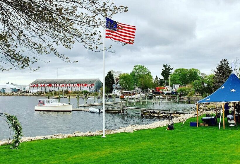 هتل Harbor View Landing