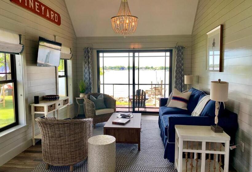 هتل Harbor View Landing