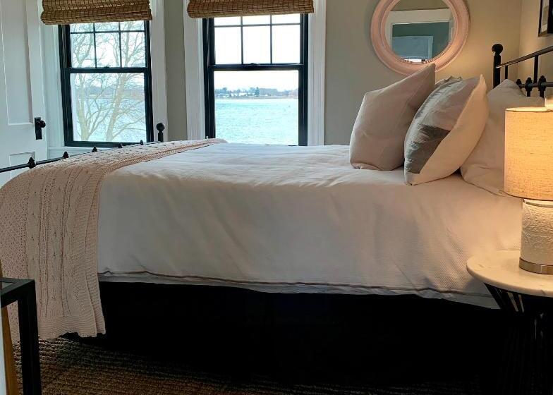 هتل Harbor View Landing