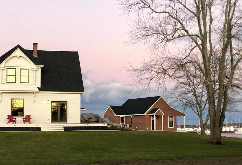 هتل Harbor View Landing