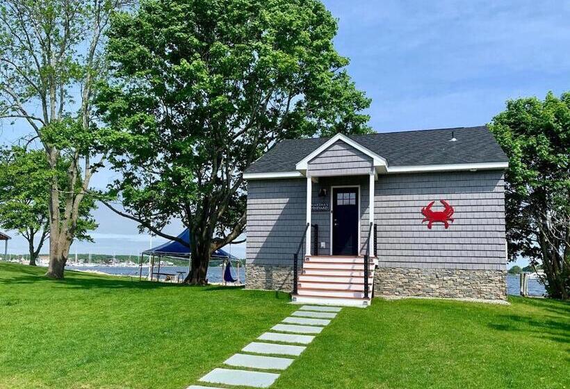 هتل Harbor View Landing